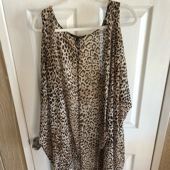 Cheetah cover up - Picture 1 of 2